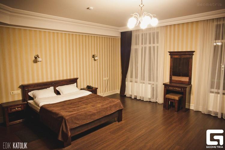 Georg Park Hotel Тарашаны Экстерьер фото